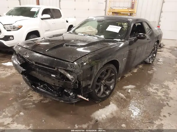2C3CDZBT9JH286915 2018 DODGE CHALLENGER - Image 2