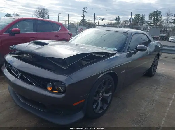 2C3CDZBT9KH578436 2019 DODGE CHALLENGER - Image 2