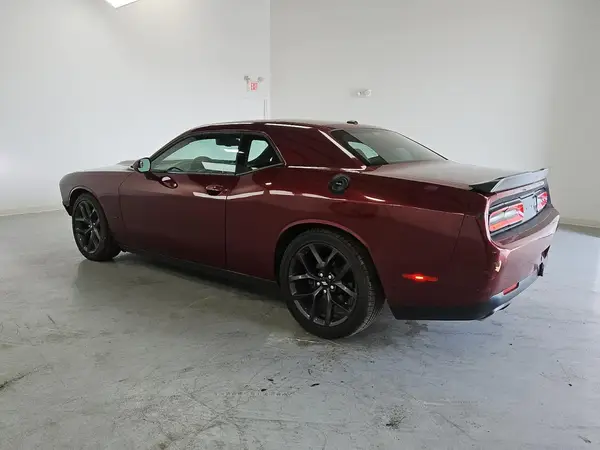 2C3CDZBT9KH641356 2019 DODGE CHALLENGER - Image 2