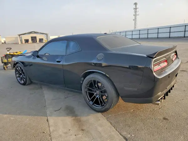 2C3CDZBT9KH660523 2019 DODGE CHALLENGER - Image 2