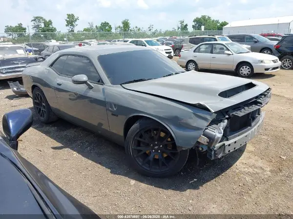 2C3CDZBT9KH677824 2019 DODGE CHALLENGER - Image 1