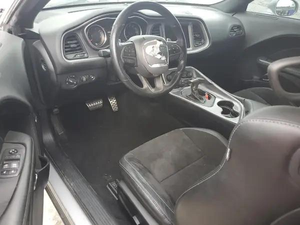 2C3CDZBT9KH733843 2019 DODGE CHALLENGER - Image 8