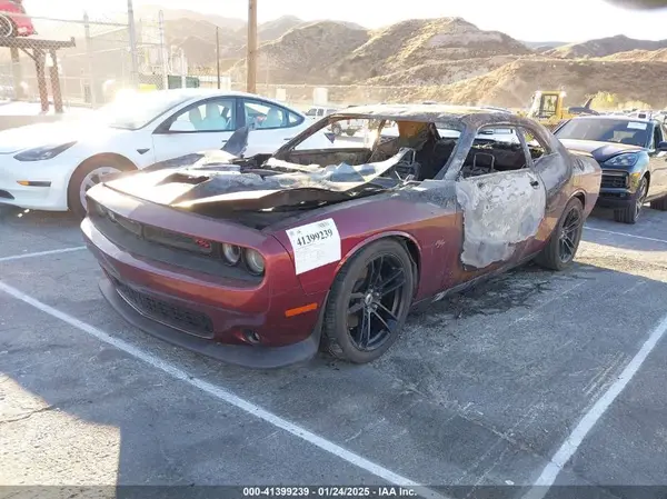 2C3CDZBT9KH737584 2019 DODGE CHALLENGER - Image 2