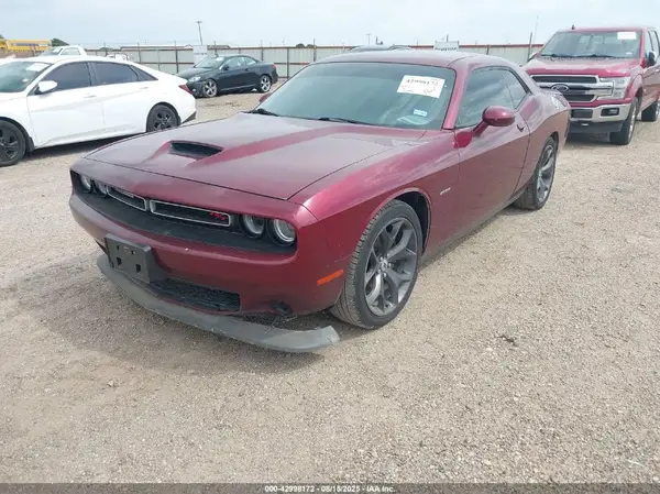 2C3CDZBT9KH739853 2019 DODGE CHALLENGER - Image 2