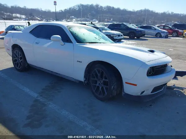 2C3CDZBT9KH744700 2019 DODGE CHALLENGER - Image 1