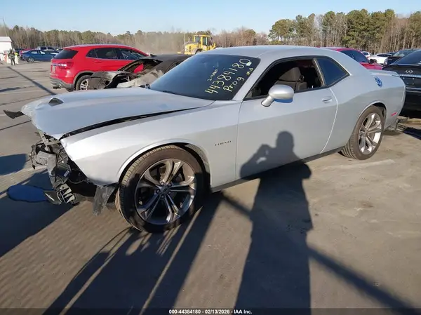 2C3CDZBT9LH124821 2020 DODGE CHALLENGER - Image 2