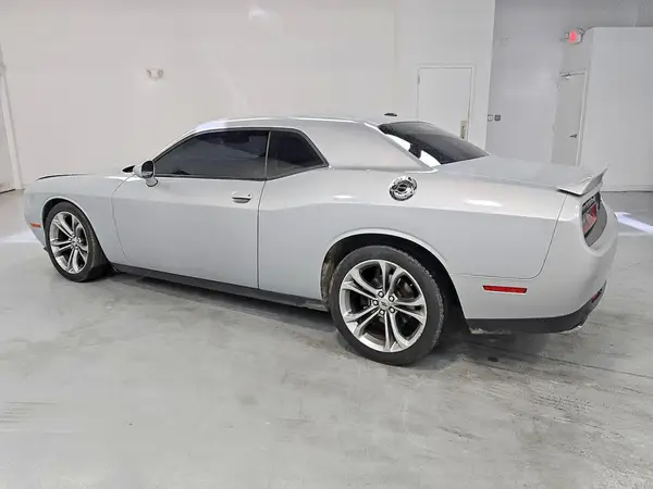 2C3CDZBT9LH210386 2020 DODGE CHALLENGER - Image 2