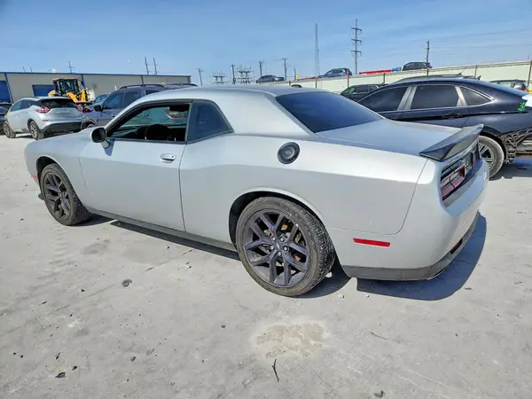 2C3CDZBT9NH253984 2022 DODGE CHALLENGER - Image 2