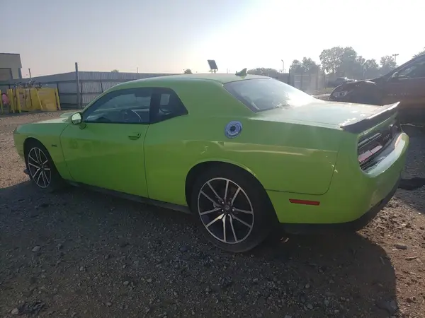 2C3CDZBT9PH558873 2023 DODGE CHALLENGER - Image 2