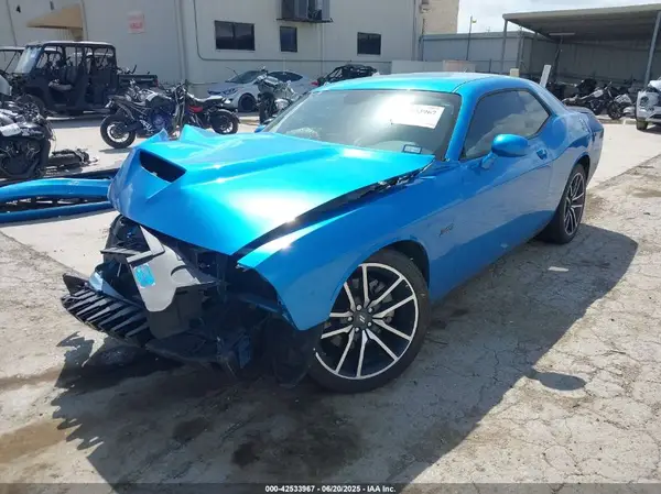 2C3CDZBT9PH606176 2023 DODGE CHALLENGER - Image 2