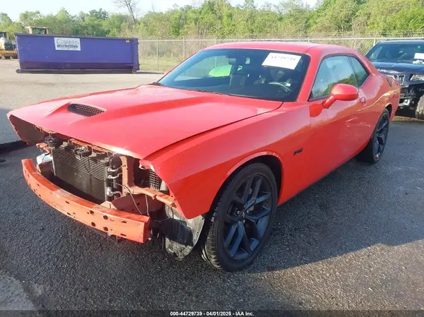 2C3CDZBT9PH678138 2023 DODGE CHALLENGER - Image 2