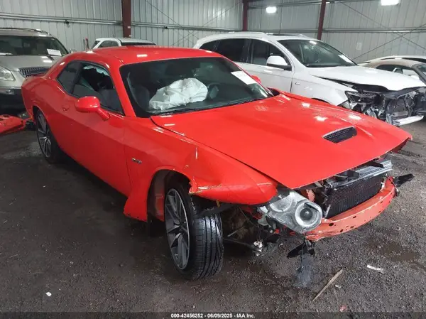 2C3CDZBT9PH689236 2023 DODGE CHALLENGER - Image 1