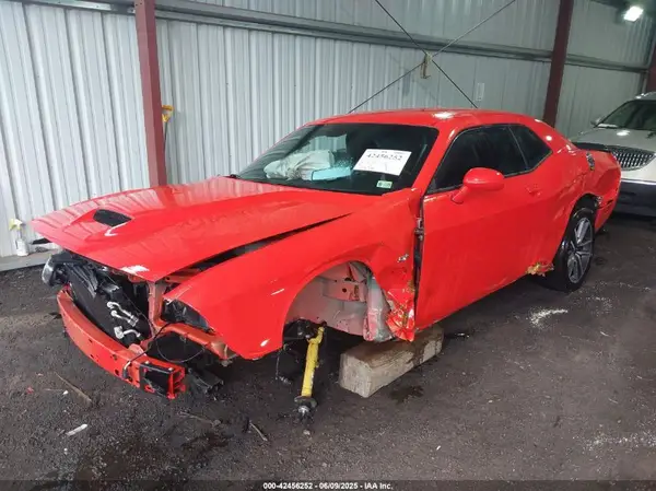 2C3CDZBT9PH689236 2023 DODGE CHALLENGER - Image 2