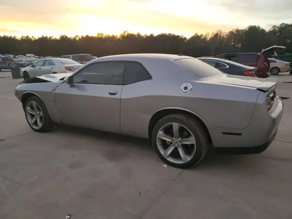 2C3CDZBTXHH550203 2017 DODGE CHALLENGER - Image 2