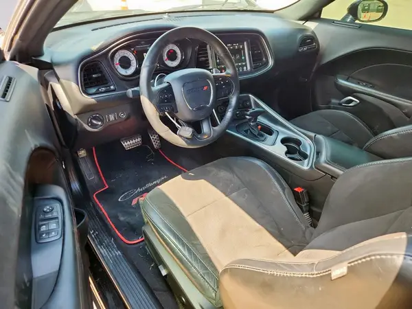 2C3CDZBTXHH598011 2017 DODGE CHALLENGER - Image 8