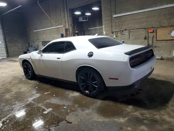 2C3CDZBTXHH604938 2017 DODGE CHALLENGER - Image 2