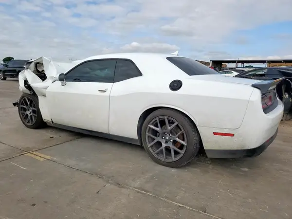 2C3CDZBTXHH616944 2017 DODGE CHALLENGER - Image 2