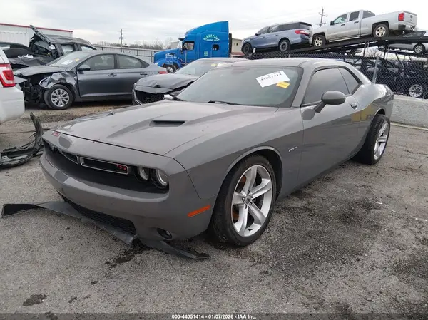 2C3CDZBTXHH637874 2017 DODGE CHALLENGER - Image 2