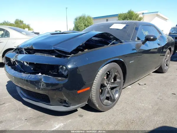 2C3CDZBTXHH640919 2017 DODGE CHALLENGER - Image 2