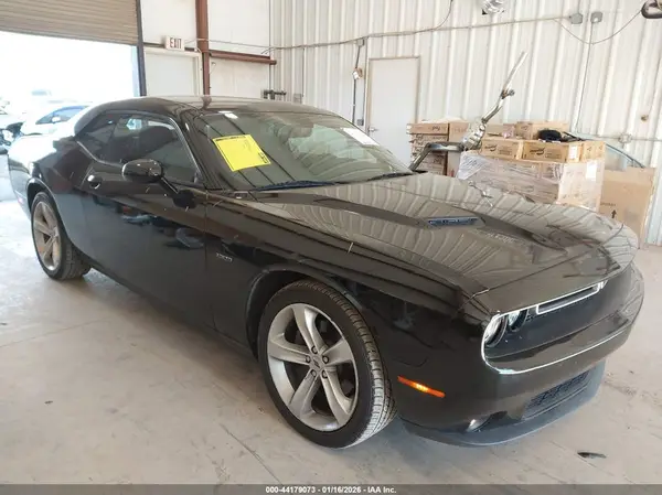 2C3CDZBTXHH658739 2017 DODGE CHALLENGER - Image 1