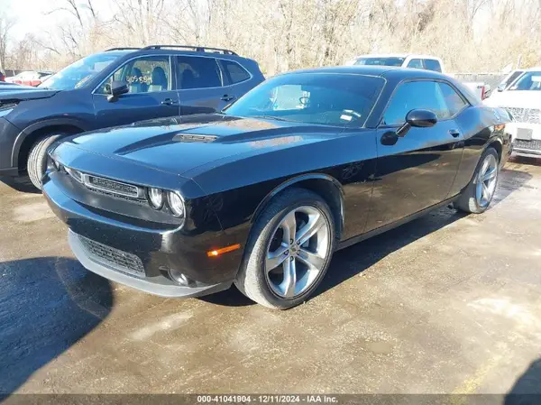 2C3CDZBTXHH659065 2017 DODGE CHALLENGER - Image 2