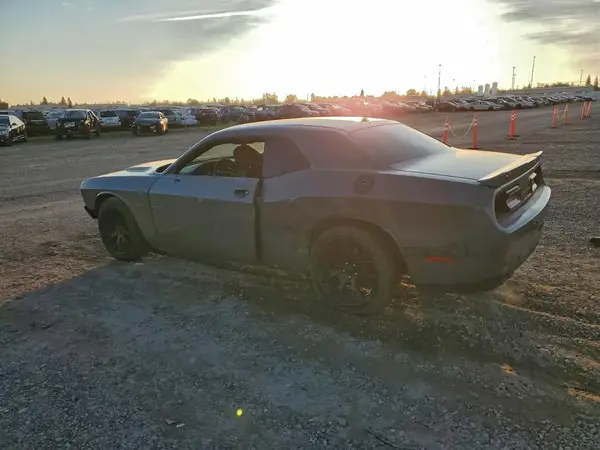 2C3CDZBTXJH123741 2018 DODGE CHALLENGER - Image 2
