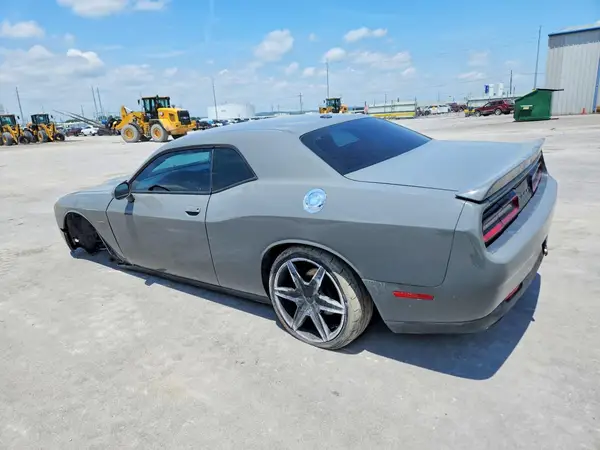 2C3CDZBTXJH141978 2018 DODGE CHALLENGER - Image 2