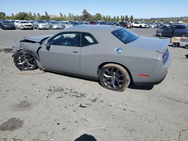 2C3CDZBTXJH202570 2018 DODGE CHALLENGER - Image 2