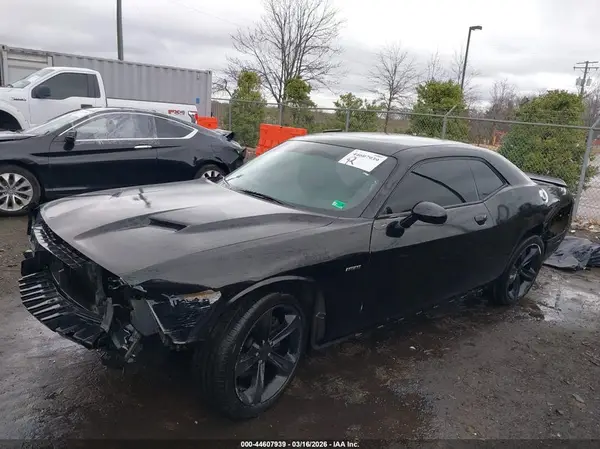 2C3CDZBTXJH287281 2018 DODGE CHALLENGER - Image 2