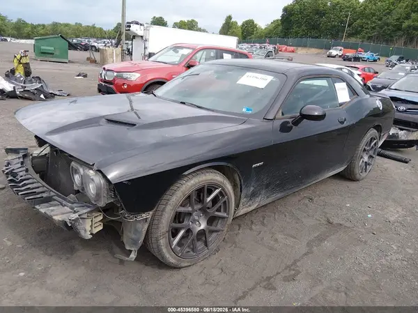 2C3CDZBTXJH310204 2018 DODGE CHALLENGER - Image 2