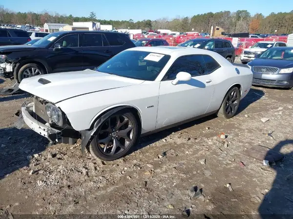 2C3CDZBTXKH719482 2019 DODGE CHALLENGER - Image 2