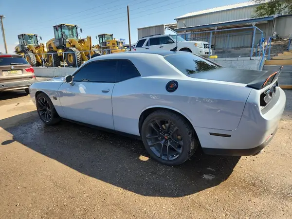 2C3CDZBTXLH253733 2020 DODGE CHALLENGER - Image 2