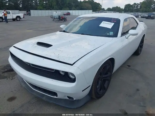 2C3CDZBTXMH555685 2021 DODGE CHALLENGER - Image 2