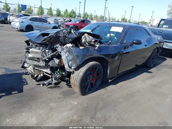 2C3CDZC90GH322647 2016 DODGE CHALLENGER - Image 2