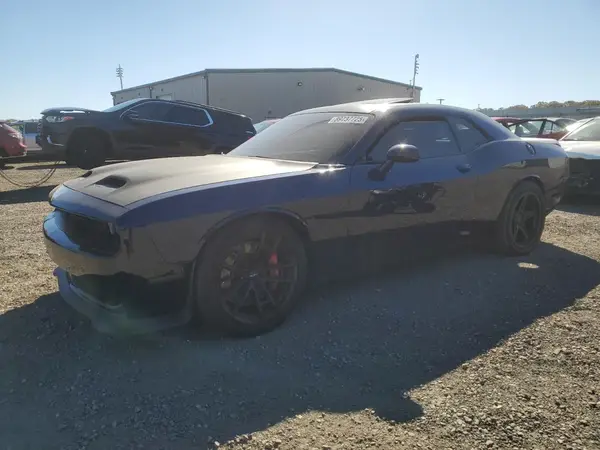2C3CDZC90GH335933 2016 DODGE CHALLENGER - Image 1