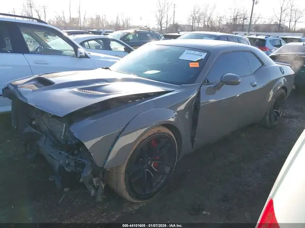 2C3CDZC90JH121368 2018 DODGE CHALLENGER - Image 2