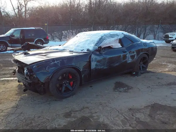 2C3CDZC90JH309713 2018 DODGE CHALLENGER - Image 2