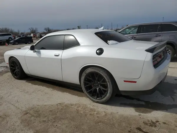 2C3CDZC91GH249286 2016 DODGE CHALLENGER - Image 2