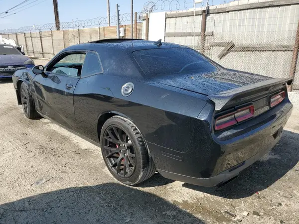 2C3CDZC92GH306739 2016 DODGE CHALLENGER - Image 2