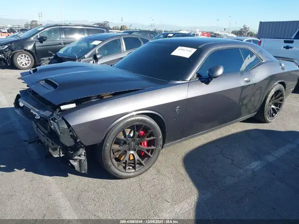 2C3CDZC93GH270902 2016 DODGE CHALLENGER - Image 2