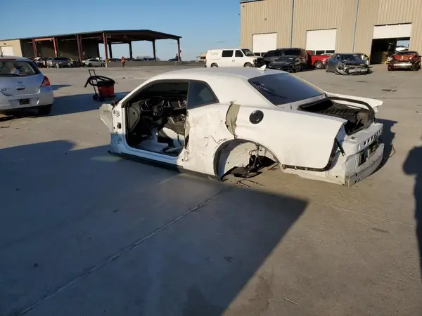 2C3CDZC94JH309729 2018 DODGE CHALLENGER - Image 2