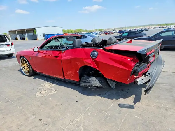 2C3CDZC96GH335662 2016 DODGE CHALLENGER - Image 2