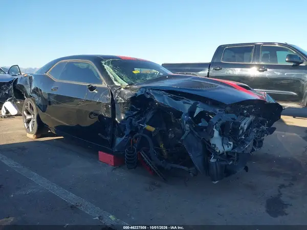 2C3CDZC97GH142727 2016 DODGE CHALLENGER - Image 1