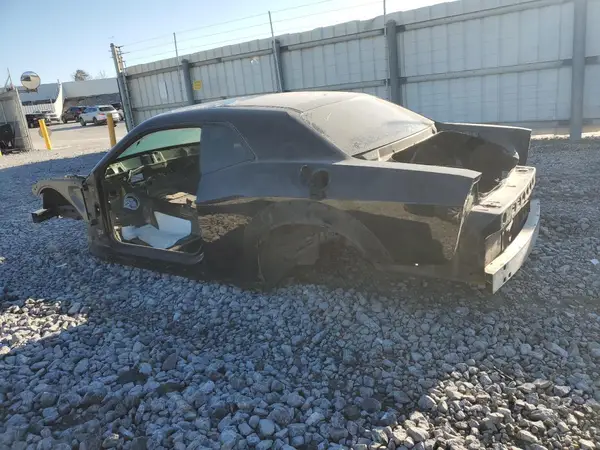 2C3CDZC97GH239779 2016 DODGE CHALLENGER - Image 2