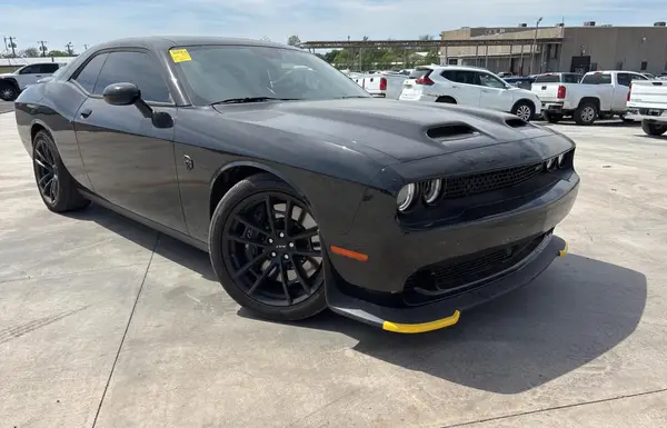 2C3CDZC97PH590594 2023 DODGE CHALLENGER - Image 1