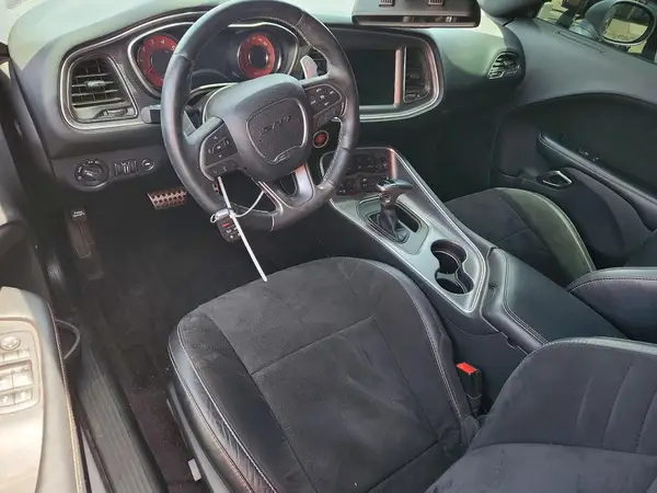 2C3CDZC98GH221078 2016 DODGE CHALLENGER - Image 8