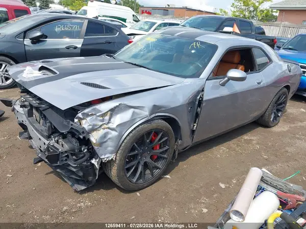 2C3CDZC98GH230914 2016 DODGE CHALLENGER - Image 2