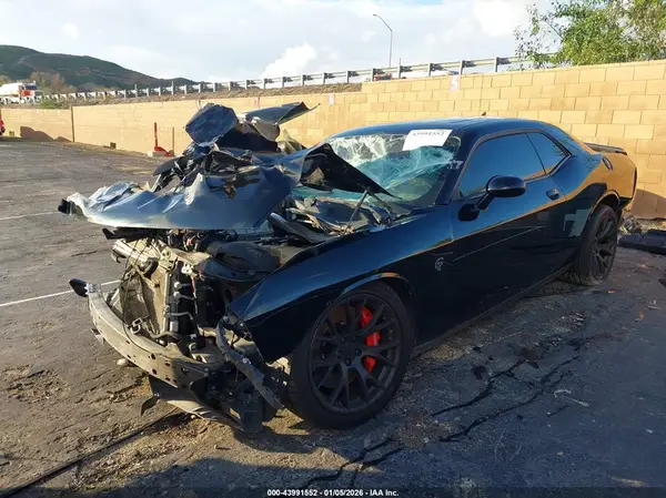 2C3CDZC98GH249172 2016 DODGE CHALLENGER - Image 2