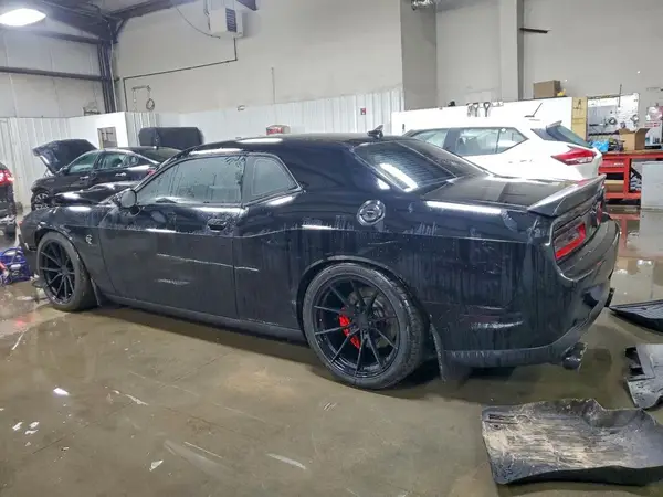 2C3CDZC99GH231683 2016 DODGE CHALLENGER - Image 2