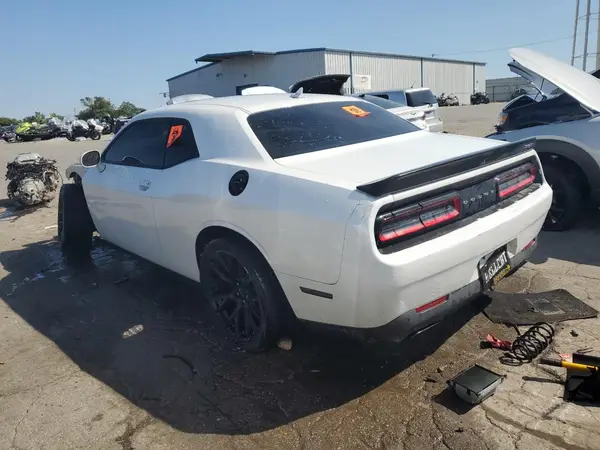 2C3CDZC99GH249388 2016 DODGE CHALLENGER - Image 2